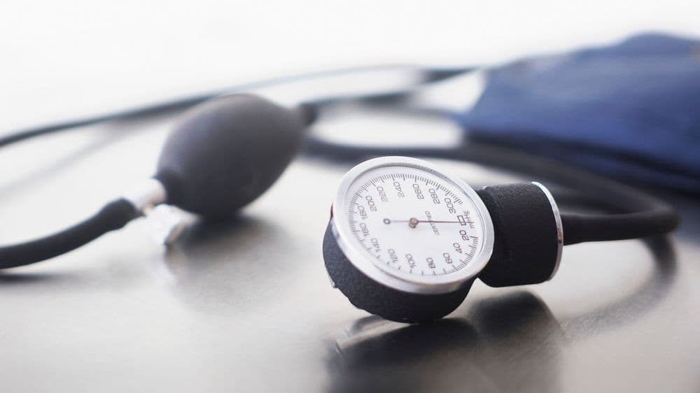Blood pressure cuff and gauge
